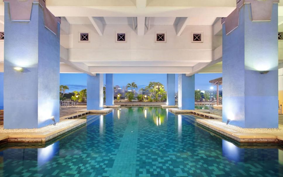 สระว่ายน้ำ รูปภาพ