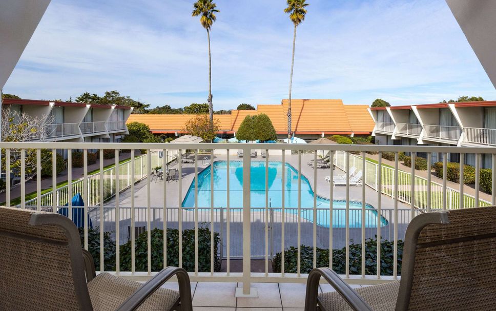 สระว่ายน้ำ รูปภาพ