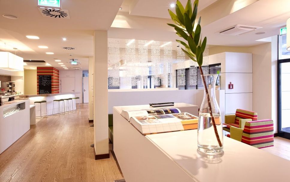 ล็อบบี้ รูปภาพ