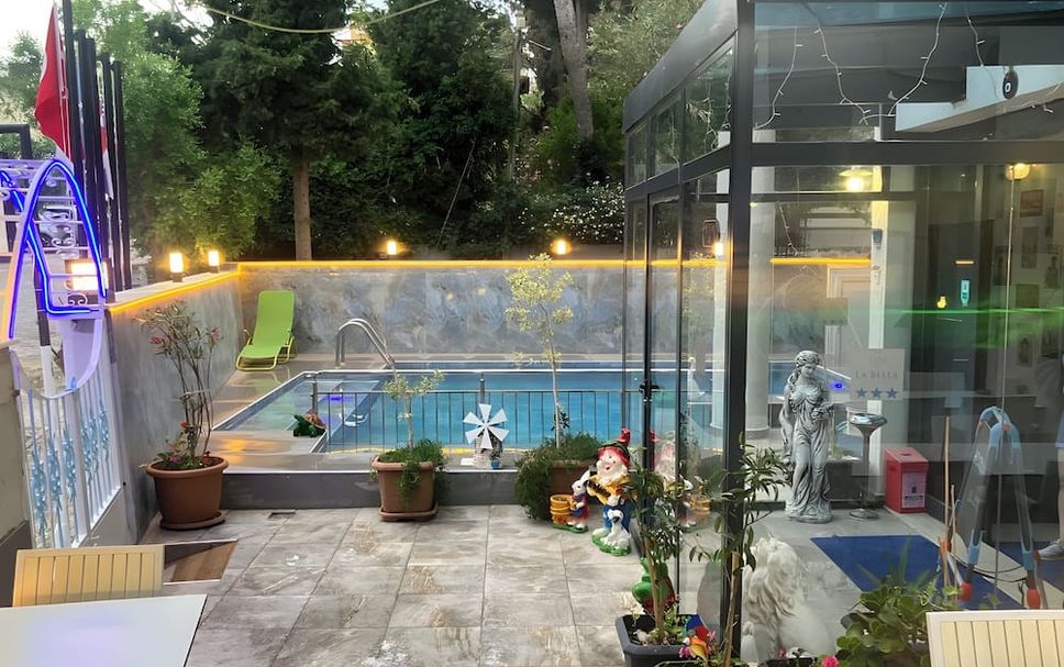 สระว่ายน้ำ รูปภาพ