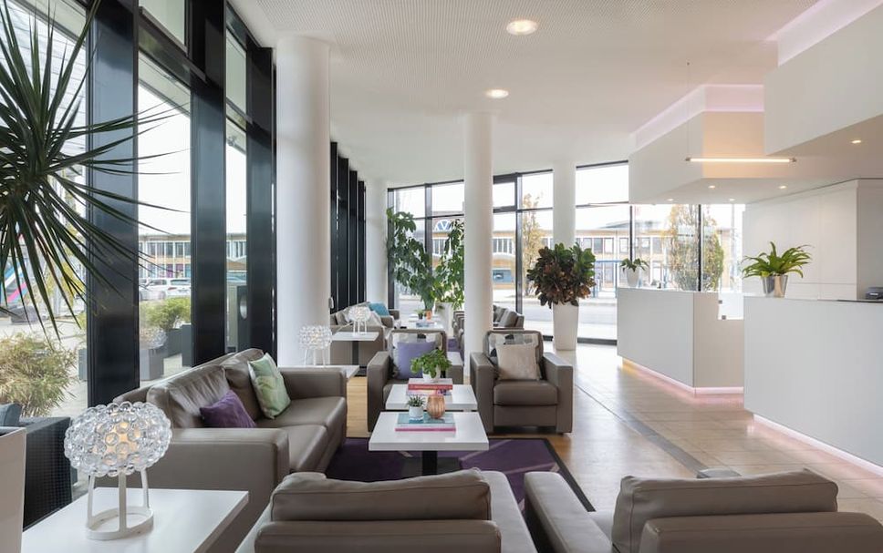 ล็อบบี้ รูปภาพ