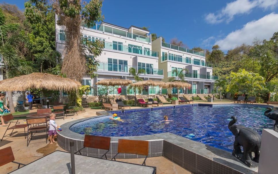 สระว่ายน้ำ รูปภาพ