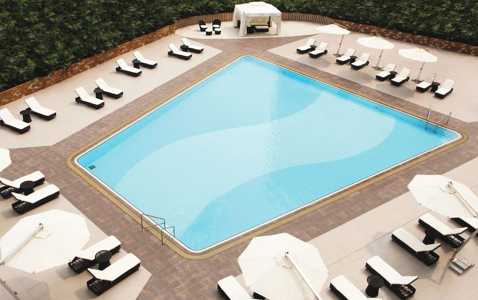 สระว่ายน้ำ รูปภาพ