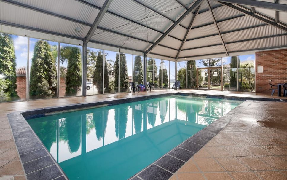 สระว่ายน้ำ รูปภาพ