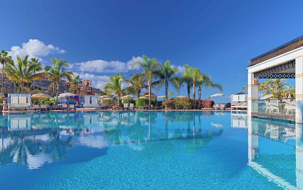 สระว่ายน้ำ รูปภาพ