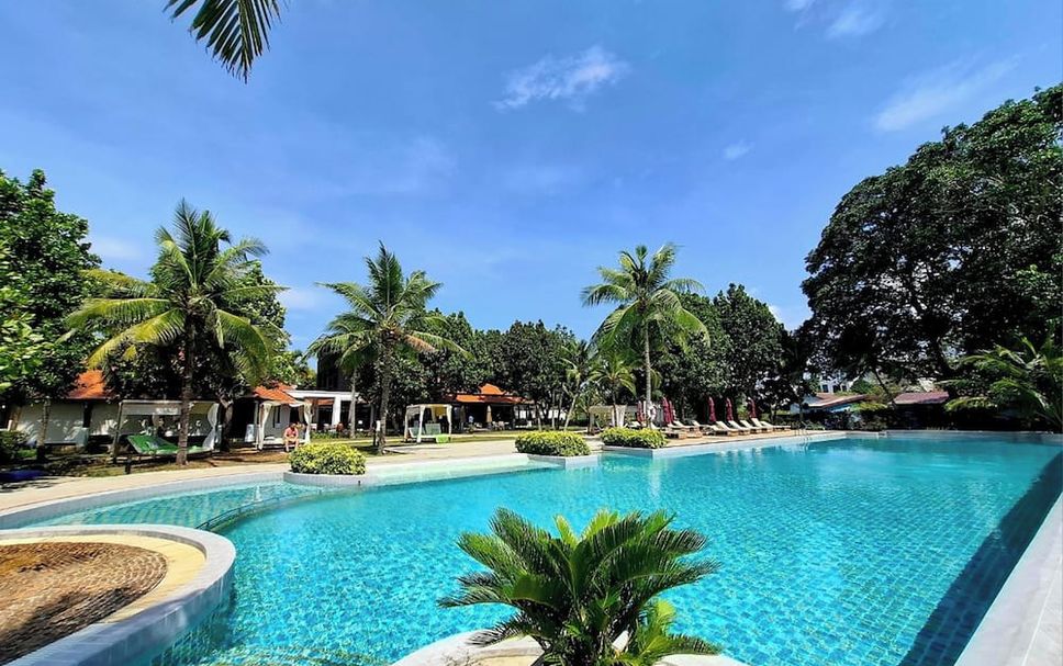 สระว่ายน้ำ รูปภาพ