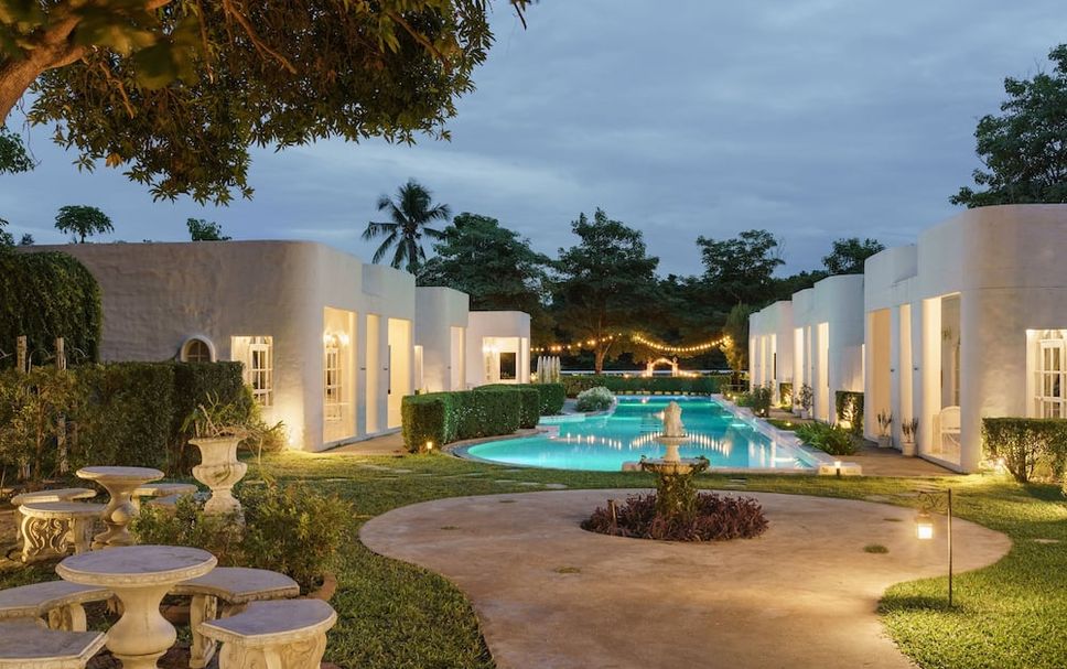 สระว่ายน้ำ รูปภาพ