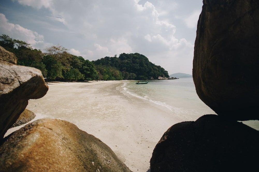ชายหาด