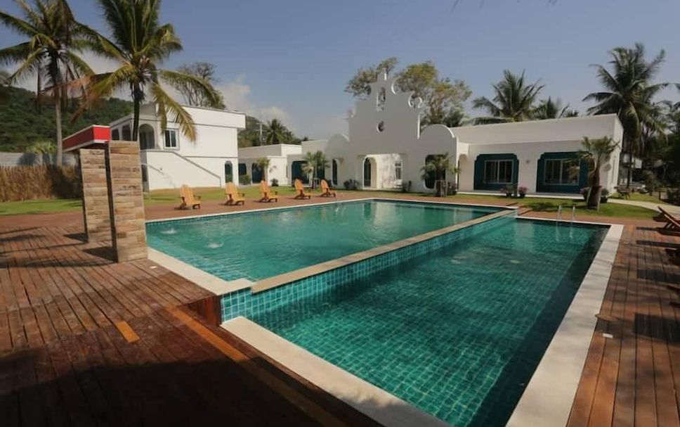 สระว่ายน้ำ รูปภาพ