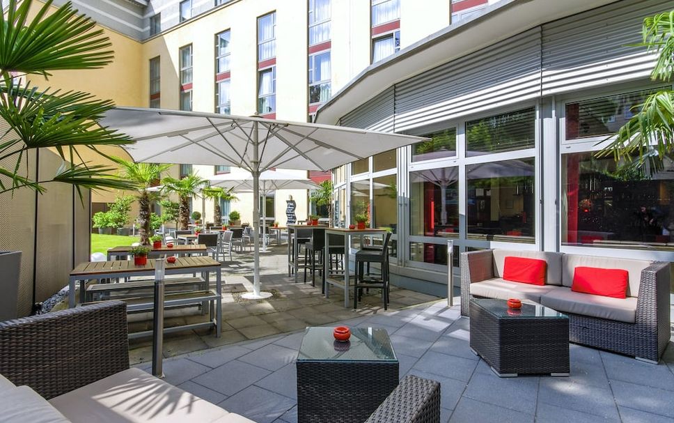 ลาน รูปภาพ