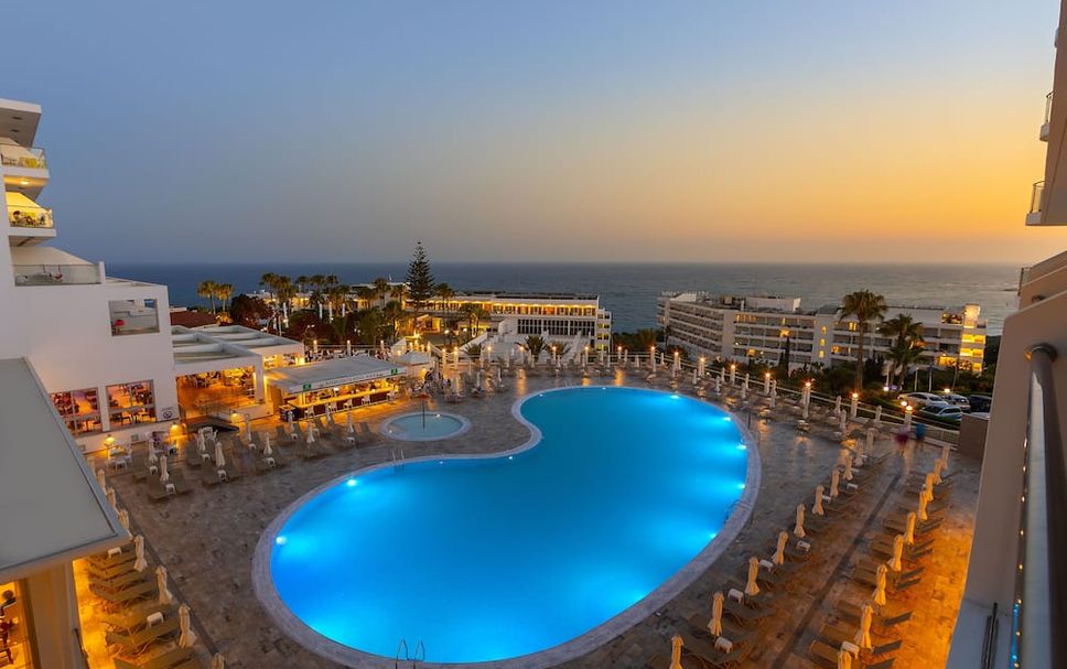 สระว่ายน้ำ รูปภาพ