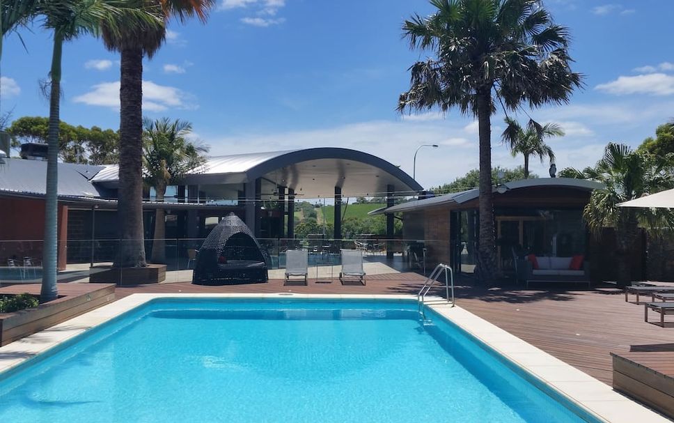 สระว่ายน้ำ รูปภาพ