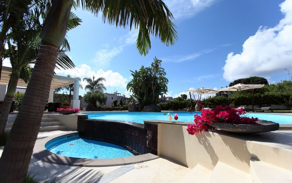 สระว่ายน้ำ รูปภาพ