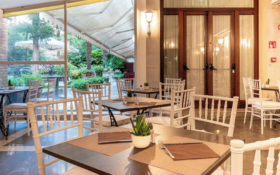 ร้านอาหาร รูปภาพ