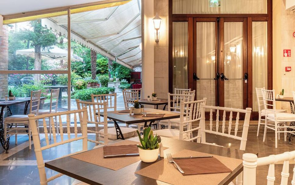 ร้านอาหาร รูปภาพ