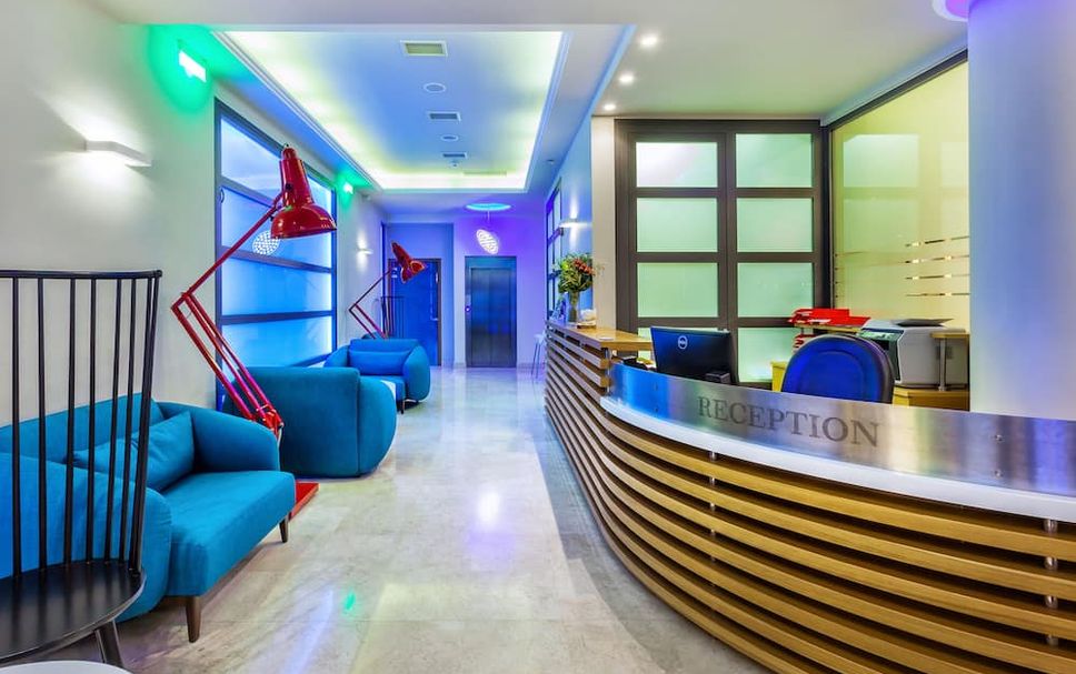 แผนกต้อนรับส่วนหน้า รูปภาพ