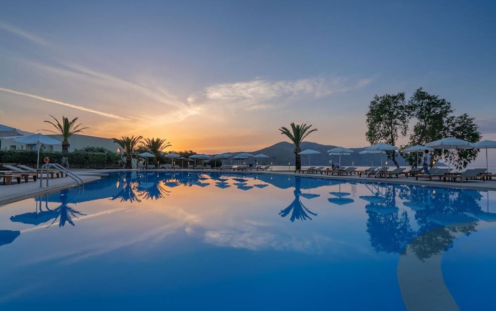 สระว่ายน้ำ รูปภาพ