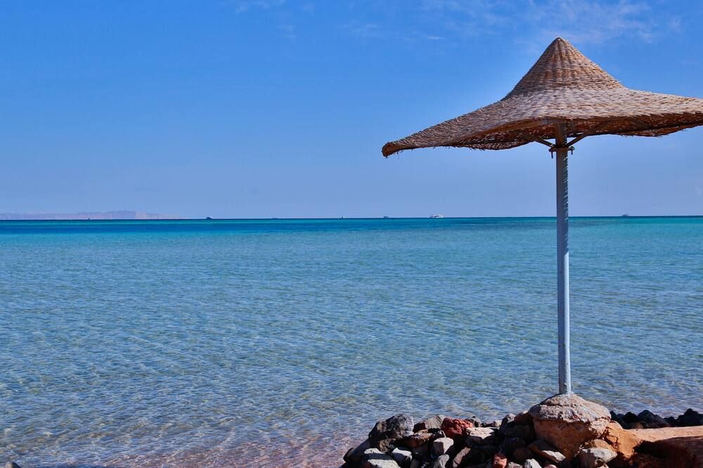 ชายหาด
