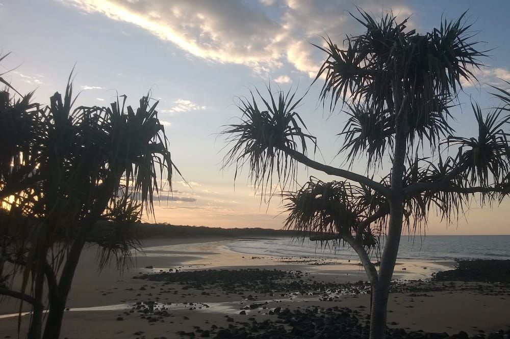 ชายหาด