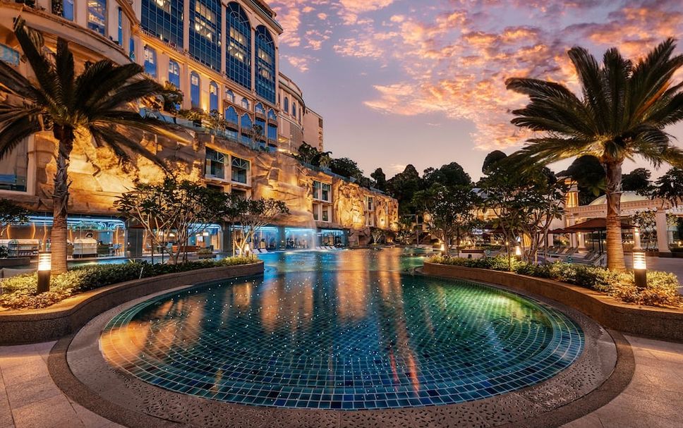 สระว่ายน้ำ รูปภาพ