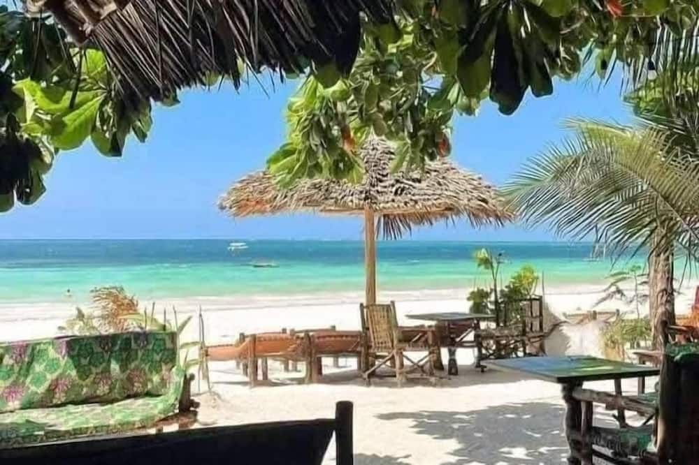 ชายหาด