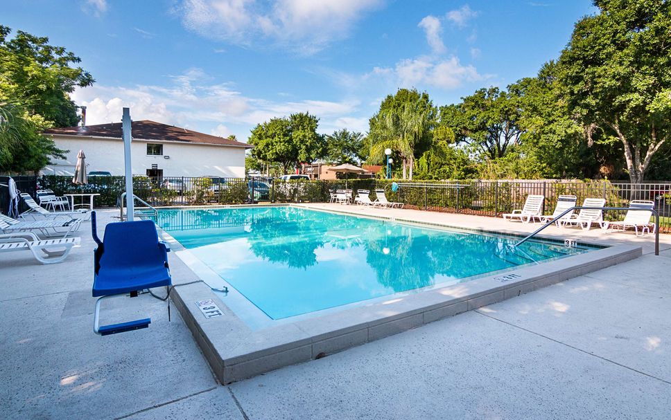 สระว่ายน้ำ รูปภาพ