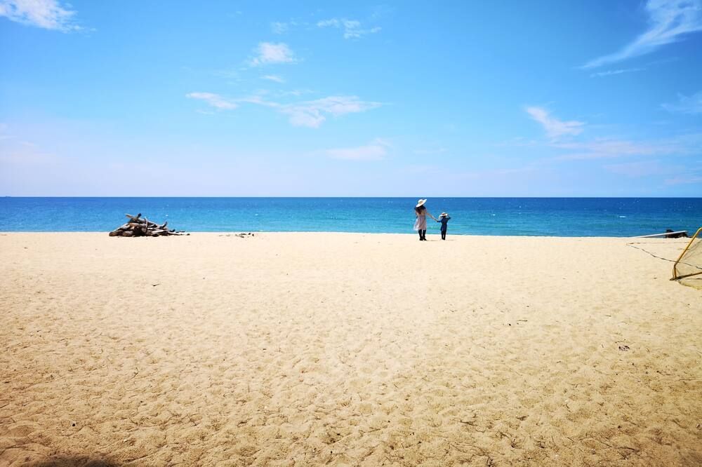 ชายหาด