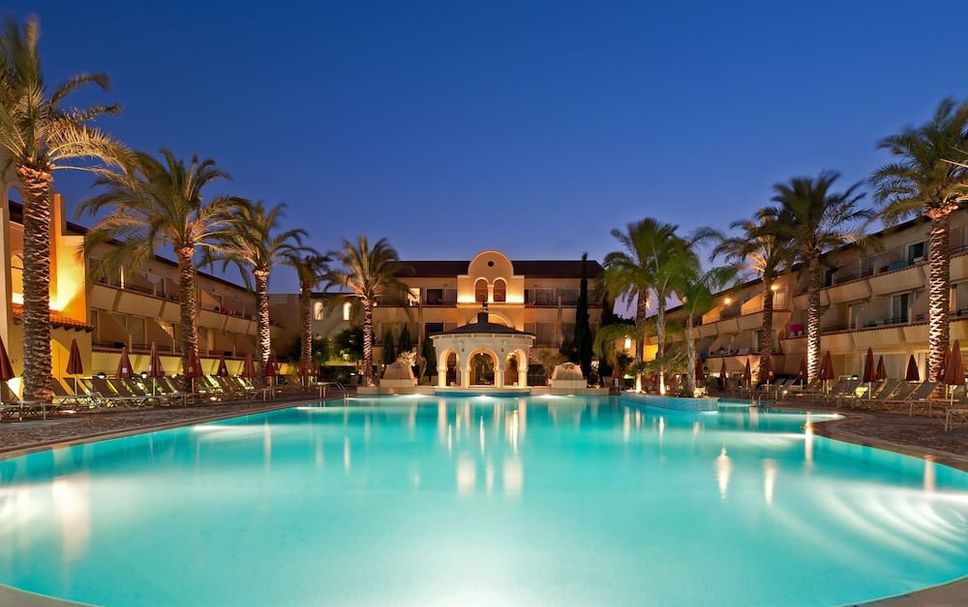 สระว่ายน้ำ รูปภาพ