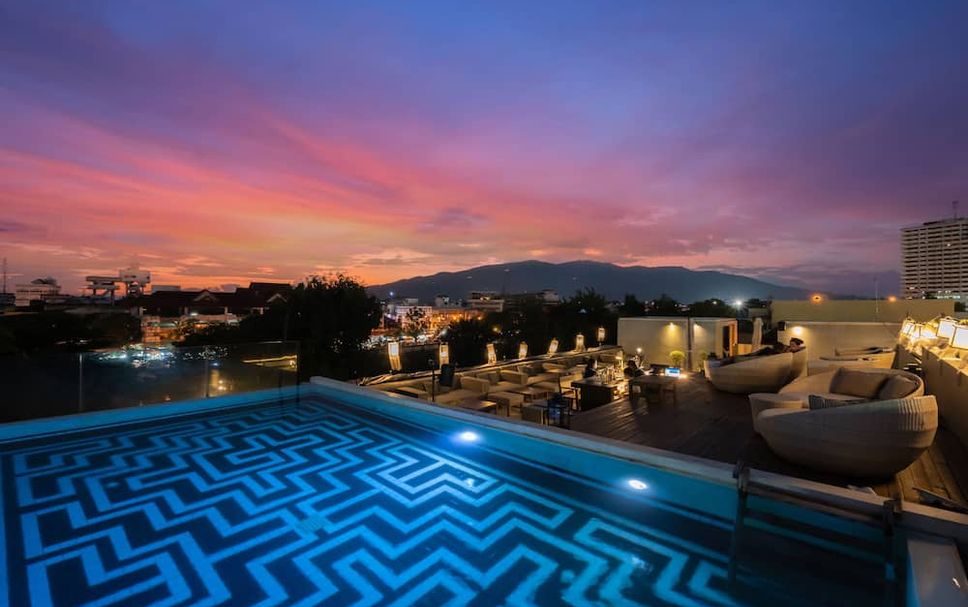 สระว่ายน้ำ รูปภาพ