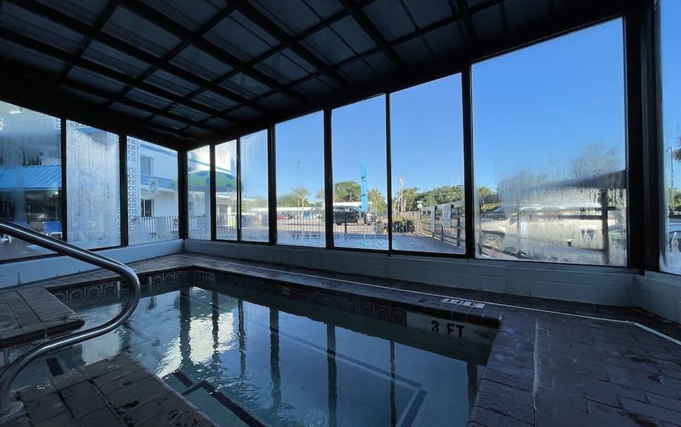 สระว่ายน้ำ รูปภาพ