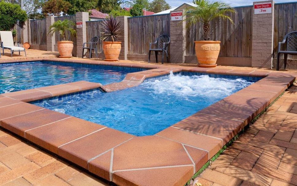 สระว่ายน้ำ รูปภาพ