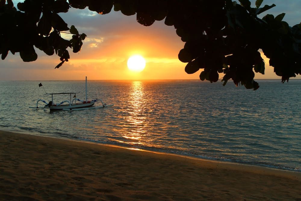 ชายหาด