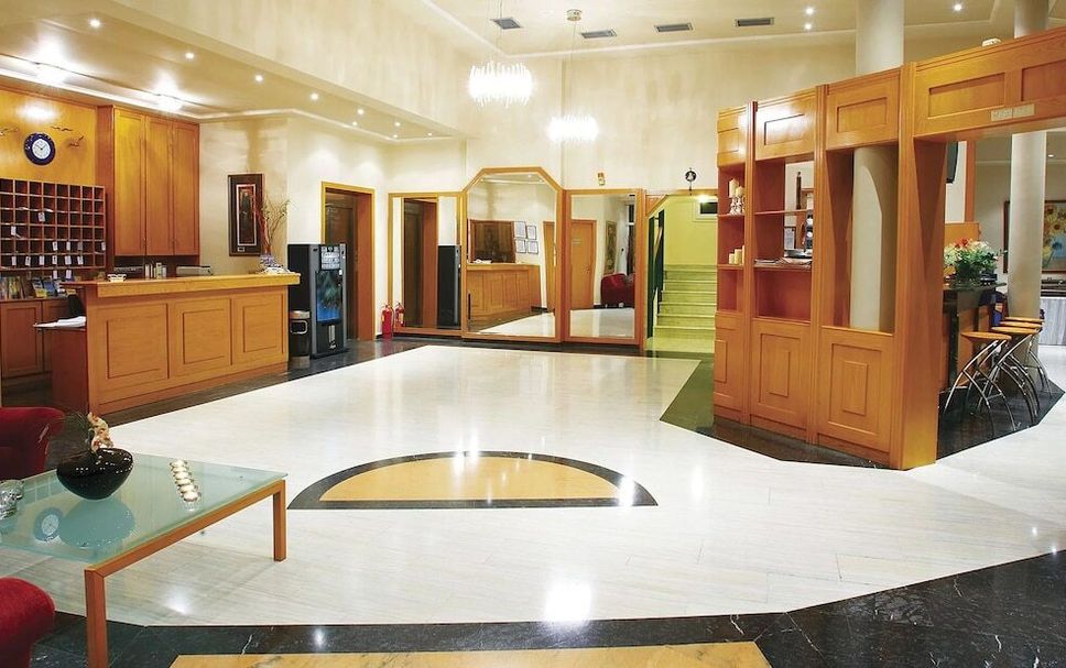 แผนกต้อนรับส่วนหน้า รูปภาพ