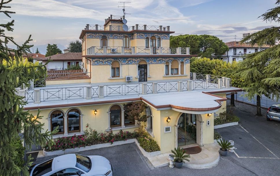 อาคาร รูปภาพ