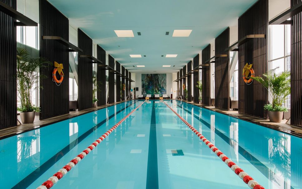 สระว่ายน้ำ รูปภาพ