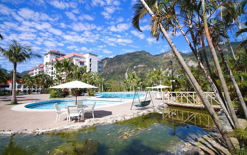 สระว่ายน้ำ รูปภาพ