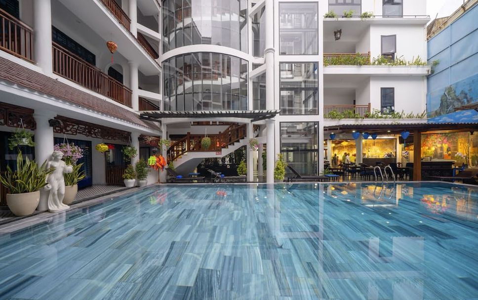 สระว่ายน้ำ รูปภาพ