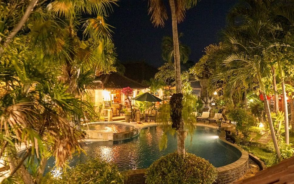 สระว่ายน้ำ รูปภาพ