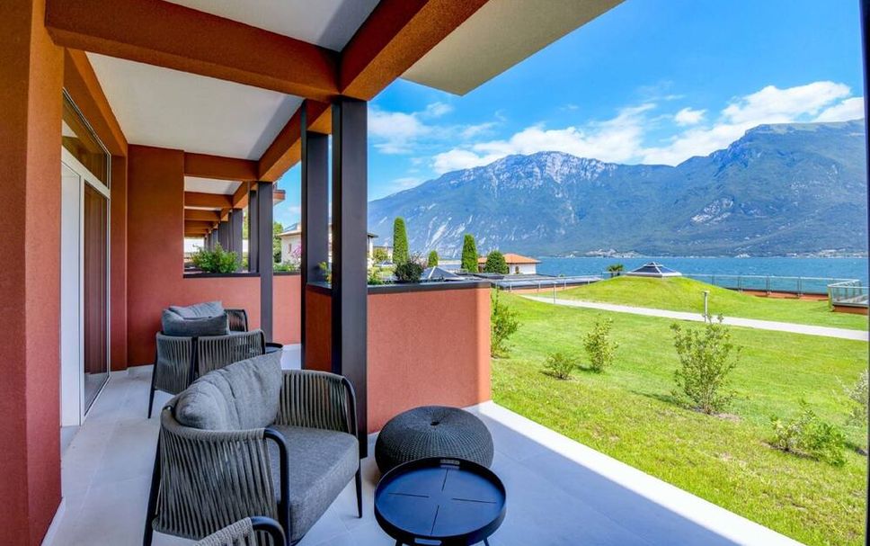 ระเบียง รูปภาพ