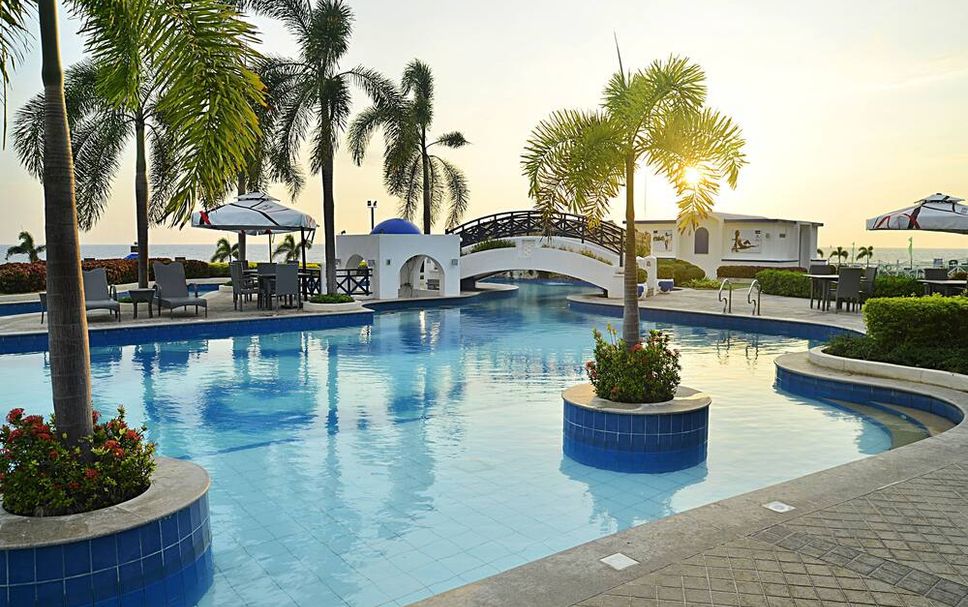 สระว่ายน้ำ รูปภาพ