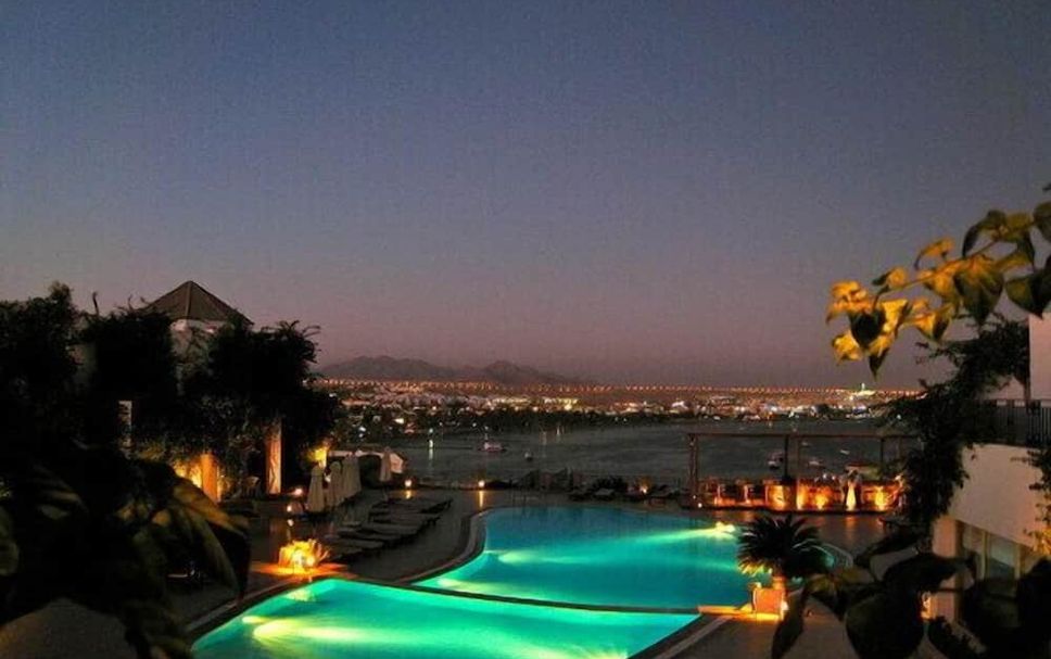 สระว่ายน้ำ รูปภาพ