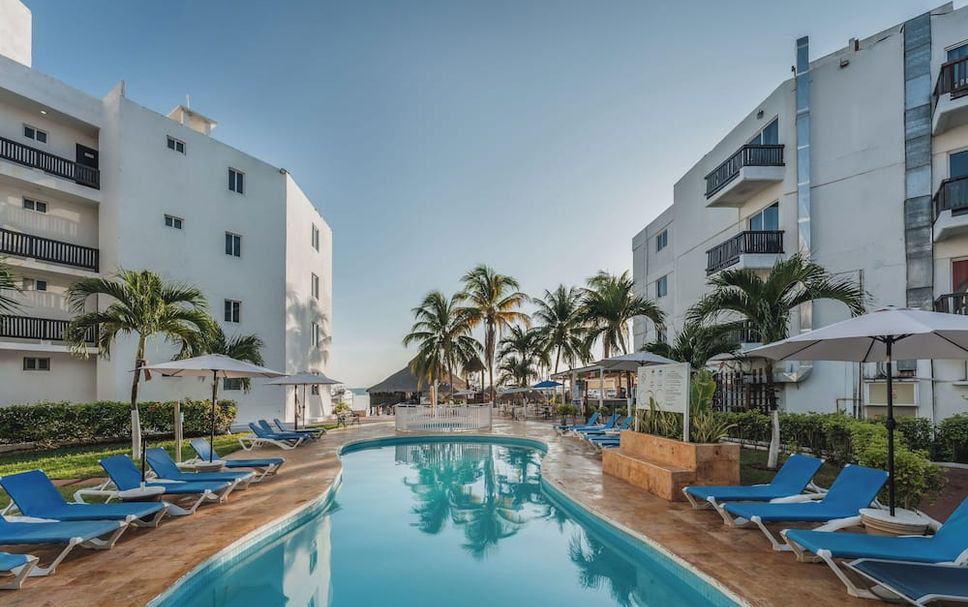 สระว่ายน้ำ รูปภาพ