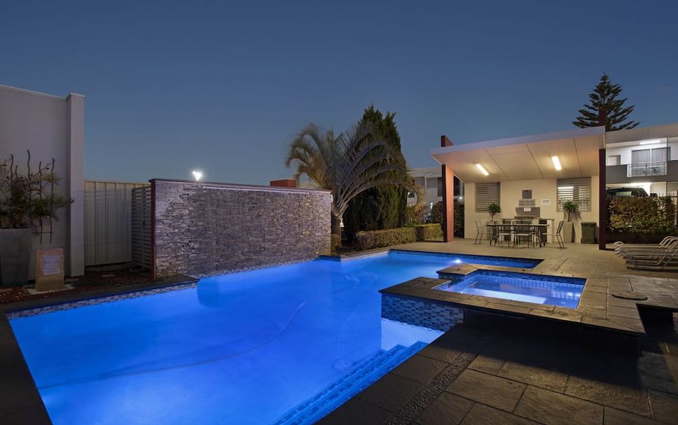 สระว่ายน้ำ รูปภาพ