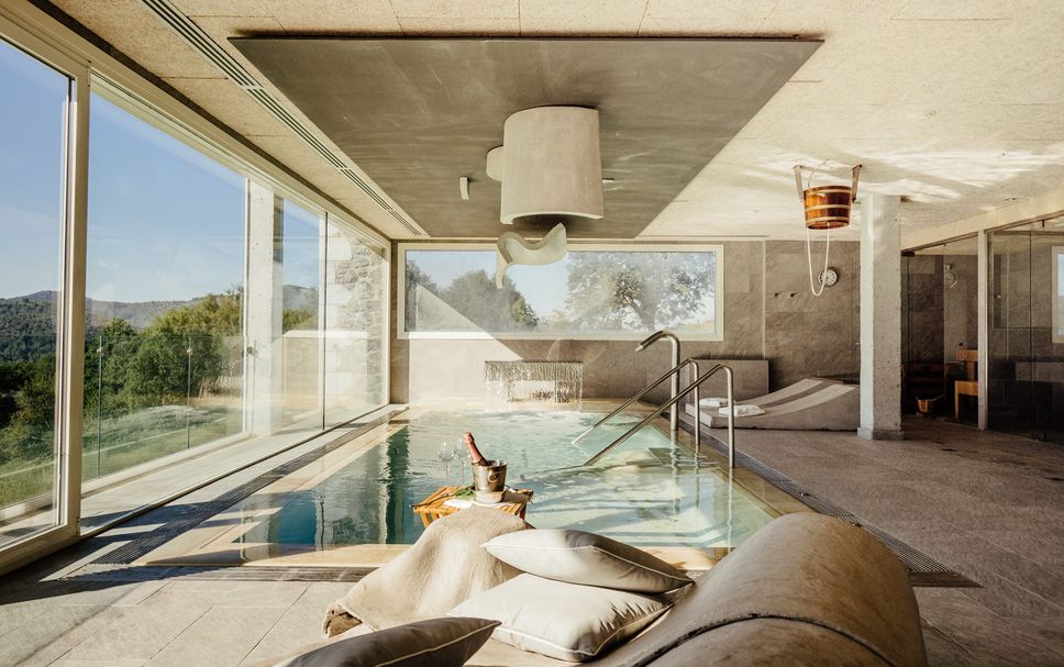 สระว่ายน้ำ รูปภาพ