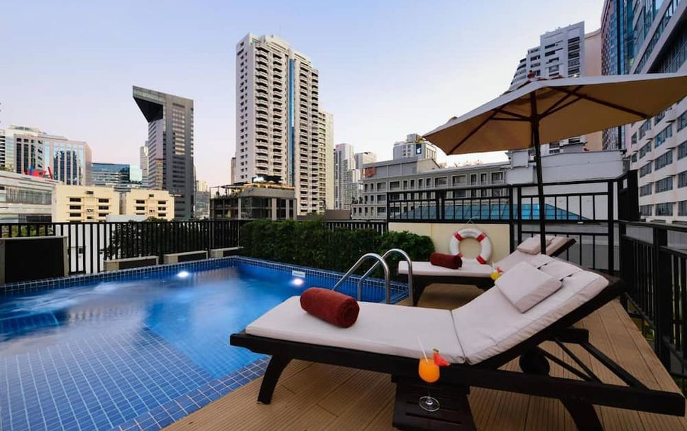 สระว่ายน้ำ รูปภาพ