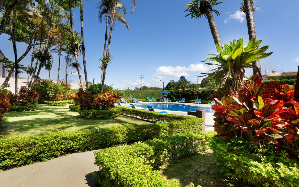 สระว่ายน้ำ รูปภาพ