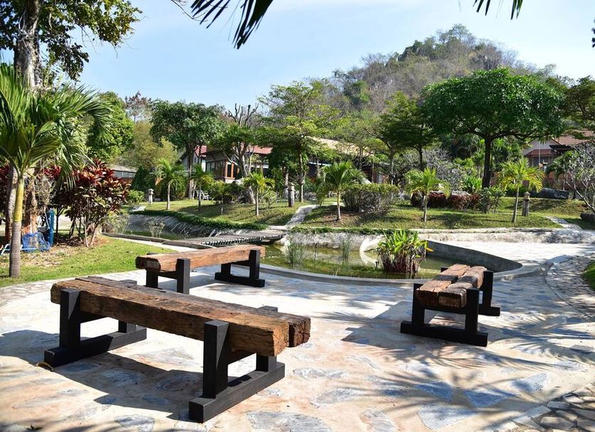 ลาน รูปภาพ