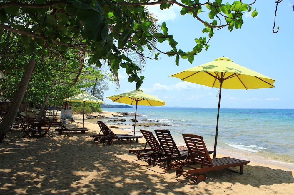 ชายหาด