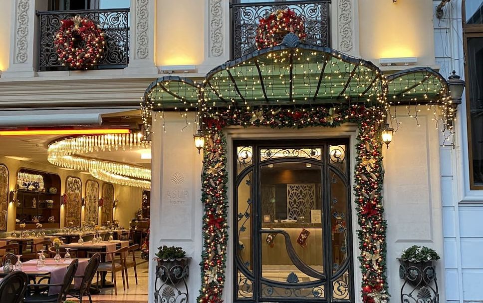 ทางเข้าโรงแรม รูปภาพ