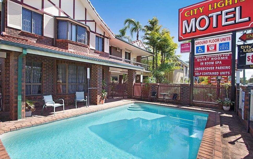 สระว่ายน้ำ รูปภาพ